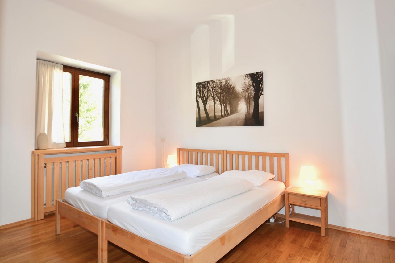 Foxes Mountain View By Z-K-H Rentals Rain  Exteriör bild